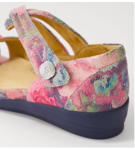 Doxie (fuschia floral)
